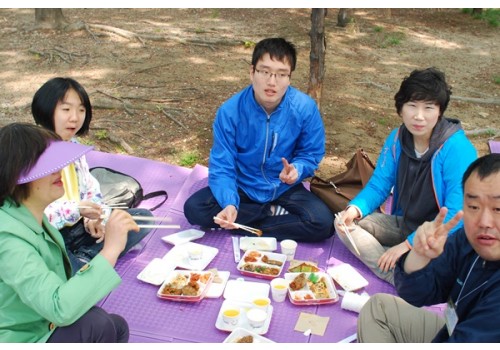 가족들과 용산가족공원에서의 즐거운 시간 '직업지원팀 가족참여행사'